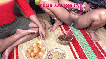 Hot Indian chut in action in a family affair