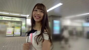 Young Asian university student Hina’s first video: hotel date and eating adventures