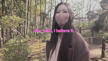 Beautiful Japanese amateur enjoys nature and tries out pee play