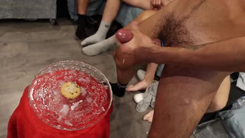 Gay Cookie game: amateur blowjob and handjob action