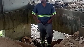 Construction worker gets hammered by black gay amateur